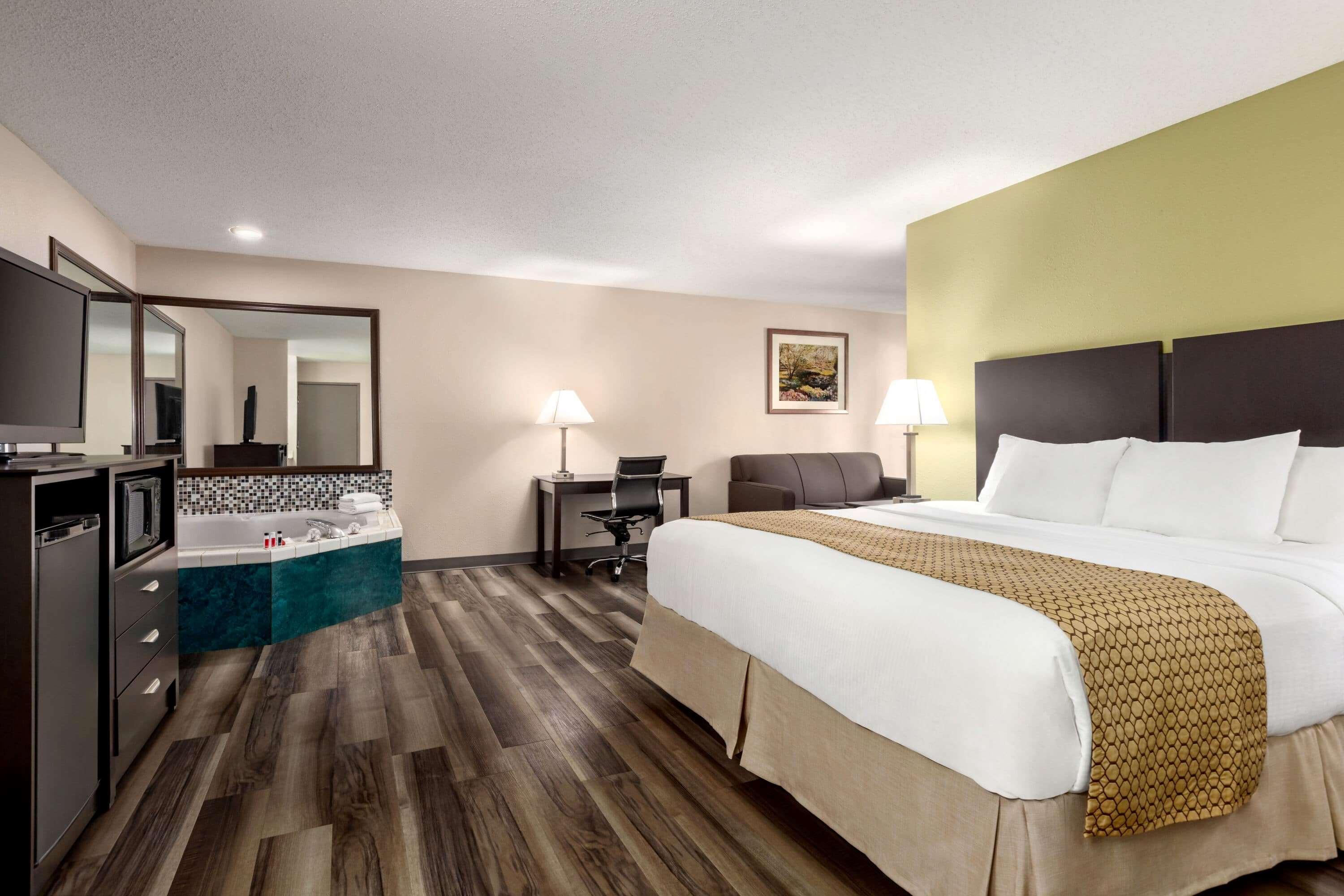 Baymont By Wyndham Monroe Hotel Buitenkant foto