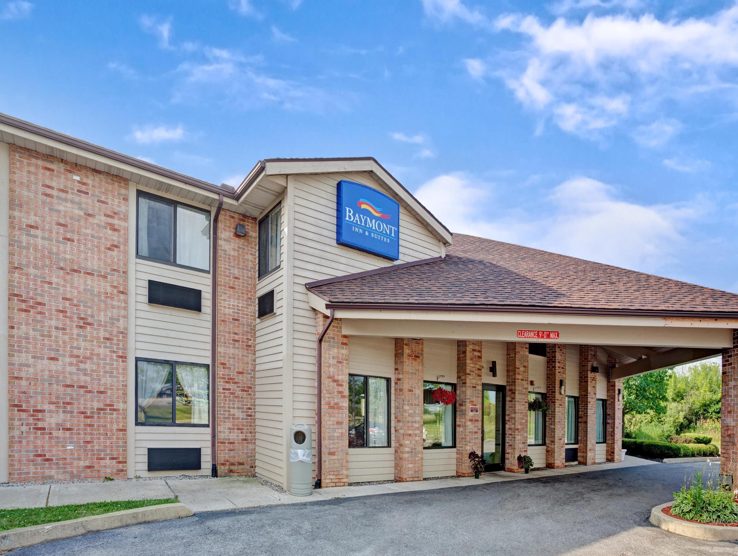 Baymont By Wyndham Monroe Hotel Buitenkant foto